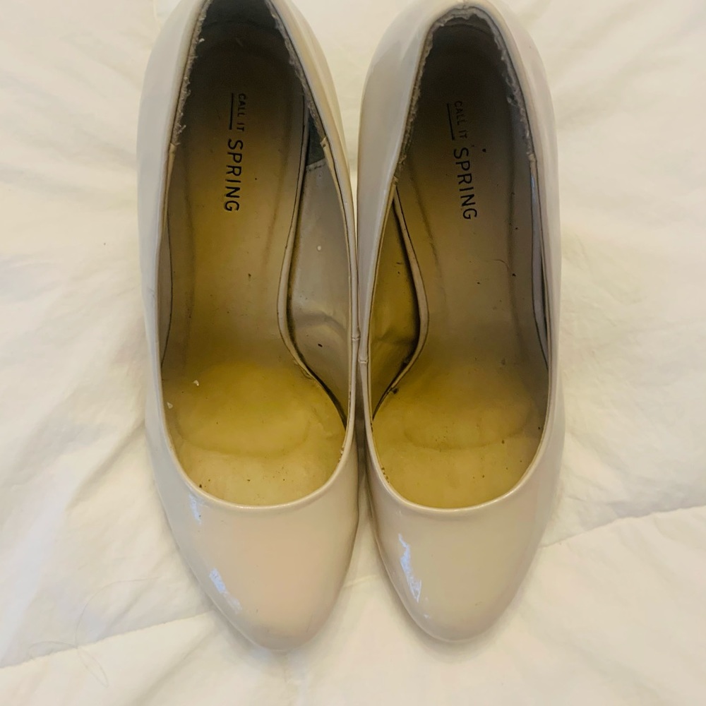 Beige Pumps